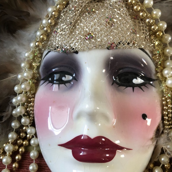 Mask, signed - Picture 2 of 5